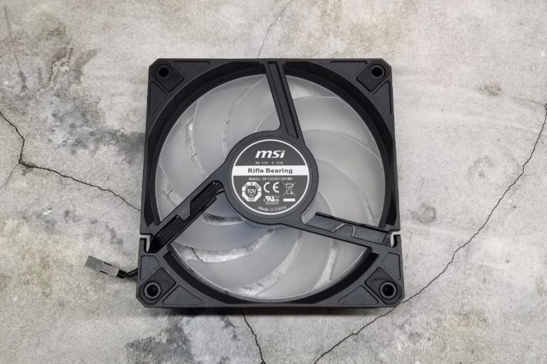 MSI MAG CoreLiquid A15 360