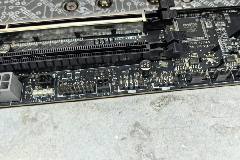 MSI MPG Z890 CARBON WIFI