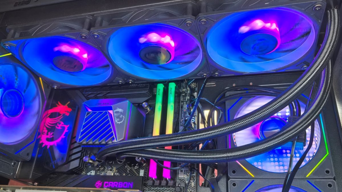 MSI MAG CoreLiquid A15 360