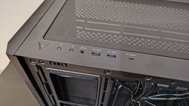 Обзор корпуса XPG STARKER AIR BTF