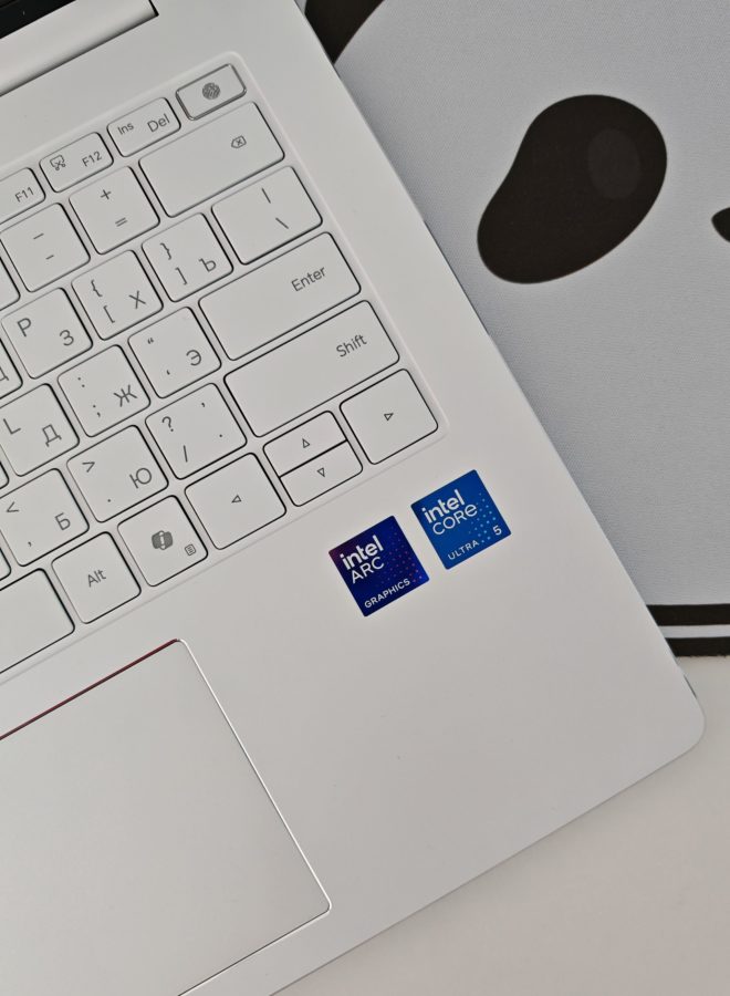 HONOR MagicBook Pro 14 (2025) HONOR MagicBook Pro 14 (2025)