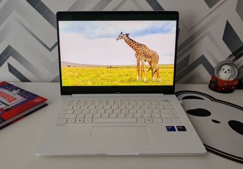 HONOR MagicBook Pro 14 (2025)