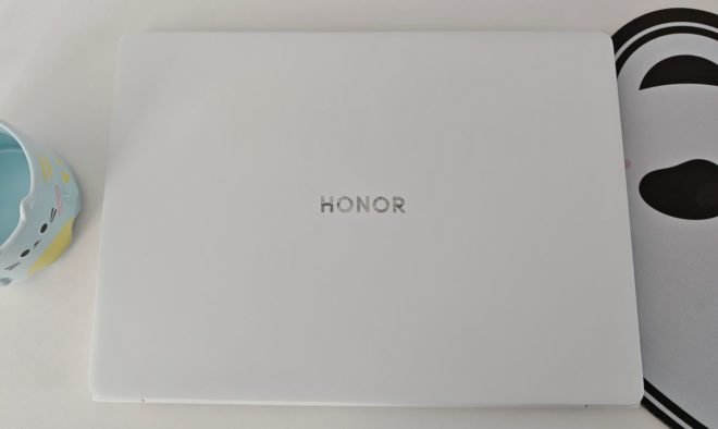 HONOR MagicBook Pro 14 (2025) HONOR MagicBook Pro 14 (2025)