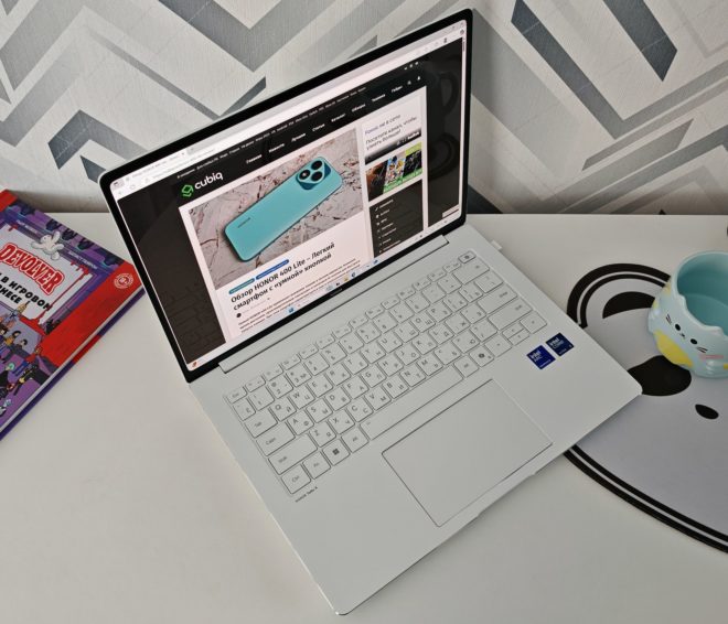HONOR MagicBook Pro 14 (2025) HONOR MagicBook Pro 14 (2025)