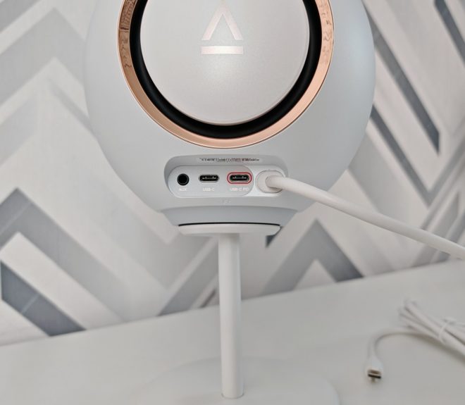 Creative Pebble Nova Creative Pebble Nova