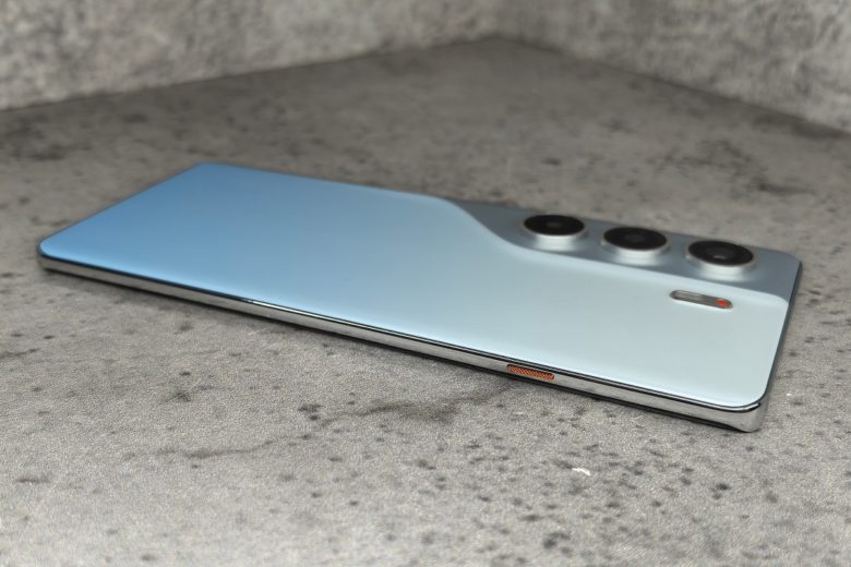 TECNO CAMON 40 Pro