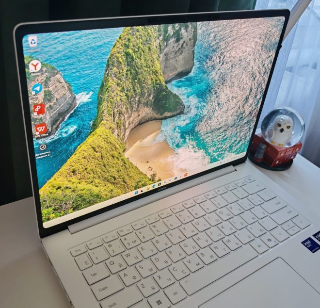 HONOR MagicBook Pro 14 (2025) HONOR MagicBook Pro 14 (2025)