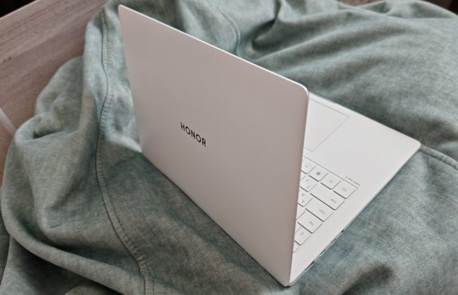 HONOR MagicBook Pro 14 (2025) HONOR MagicBook Pro 14 (2025)
