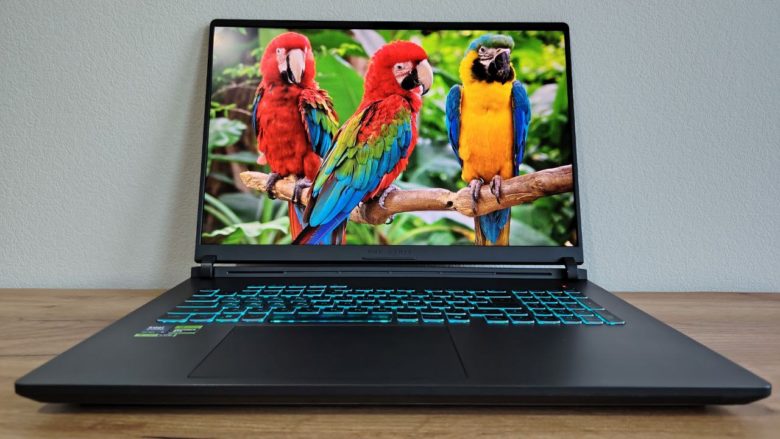 Обзор игрового ноутбука ASUS ROG Strix G18 2025