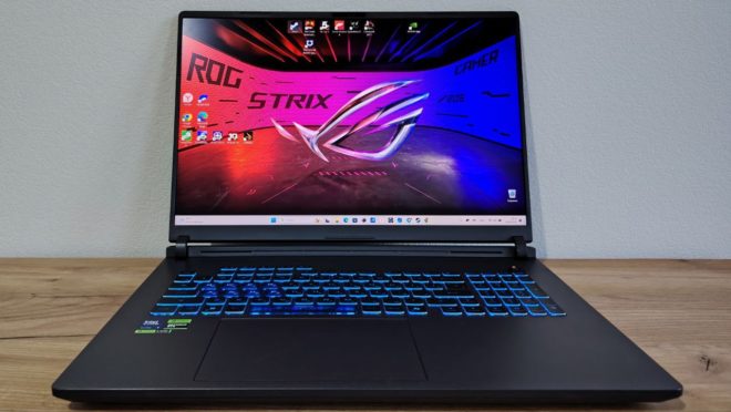 Обзор игрового ноутбука ASUS ROG Strix G18 2025