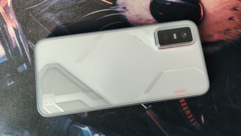 Обзор Infinix GT 30 Pro