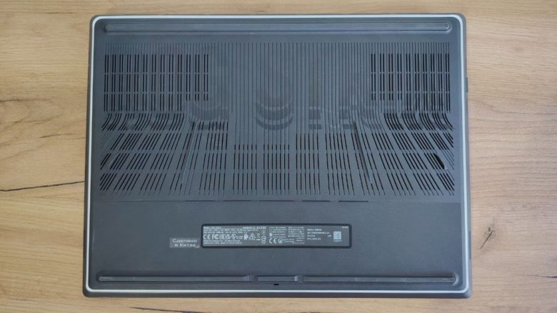 Обзор игрового ноутбука ASUS ROG Strix G18 (2025)