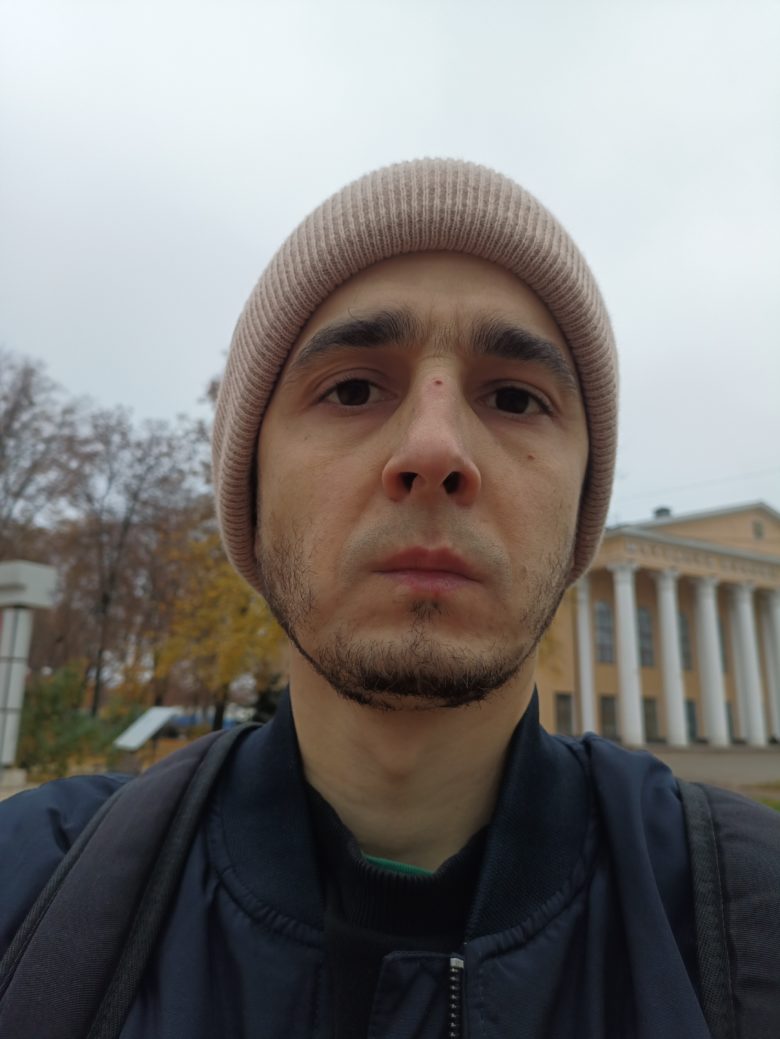 Селфи на основную камеру