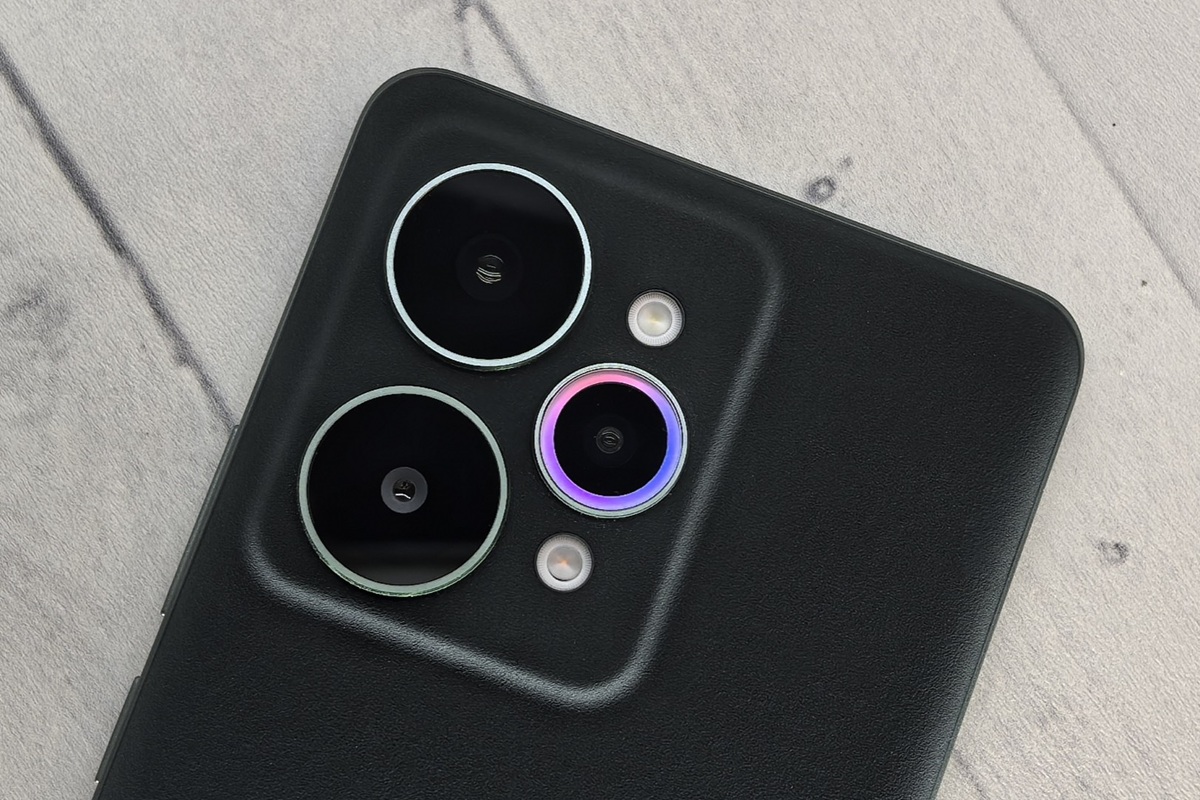 realme 15 Pro realme 15 Pro