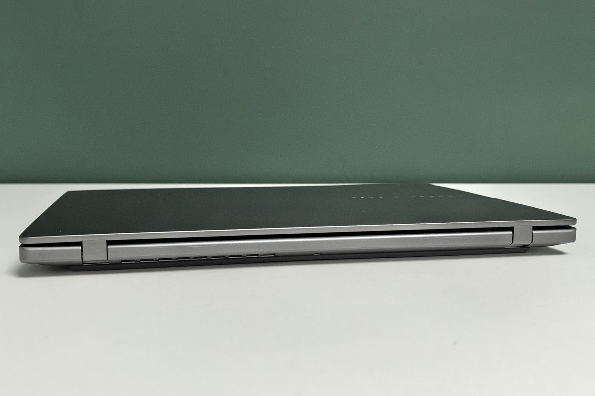 ASUS Vivobook S 14 (M3407H) ASUS Vivobook S 14 (M3407H)