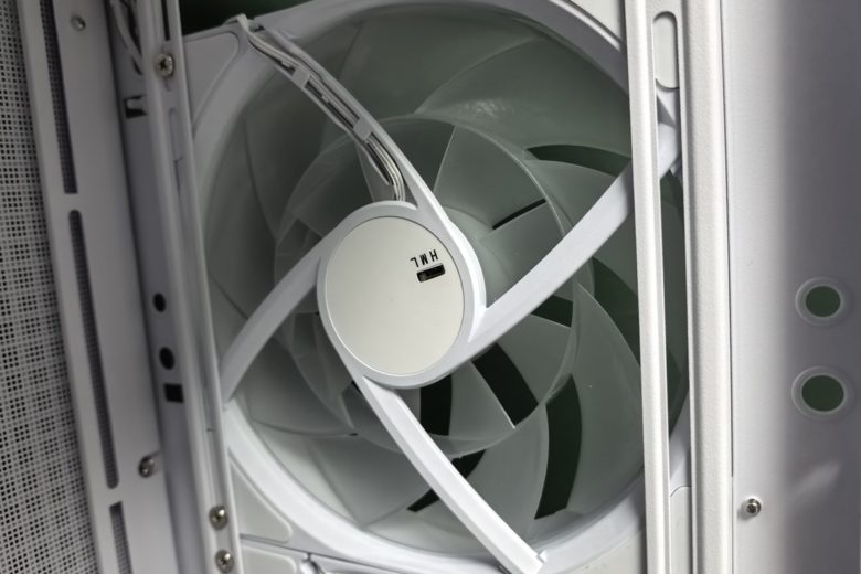 MSI MPG VELOX 300R AIRFLOW PZ