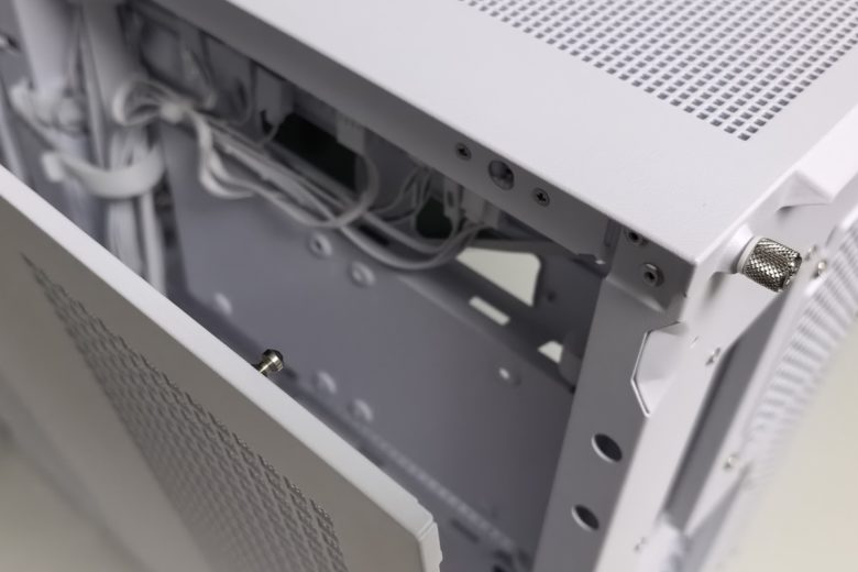 MSI MPG VELOX 300R AIRFLOW PZ