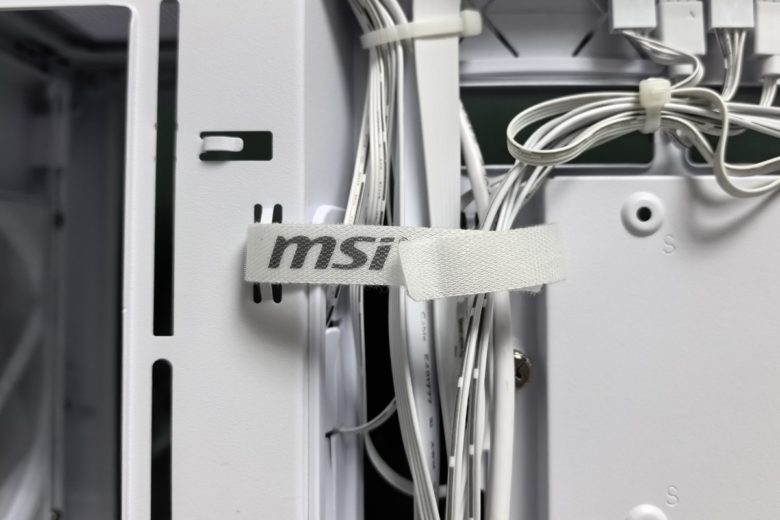 MSI MPG VELOX 300R AIRFLOW PZ