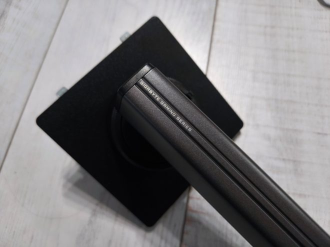 Gigabyte MO32U