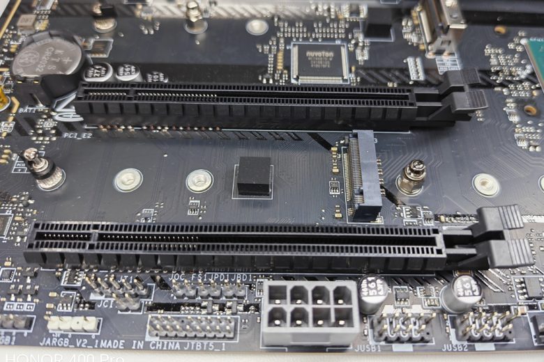 MSI MAG Z890 TOMAHAWK WIFI