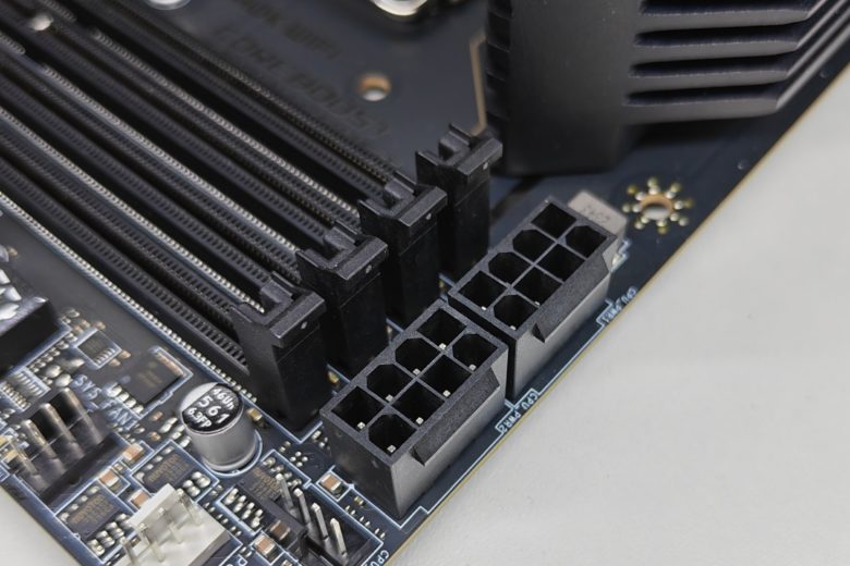 MSI MAG Z890 TOMAHAWK WIFI