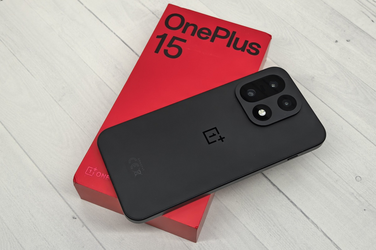 OnePlus 15 OnePlus 15