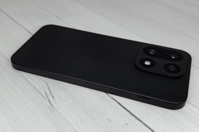 OnePlus 15