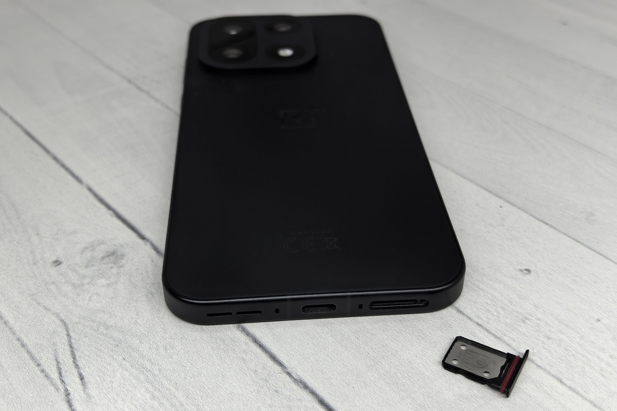OnePlus 15 OnePlus 15