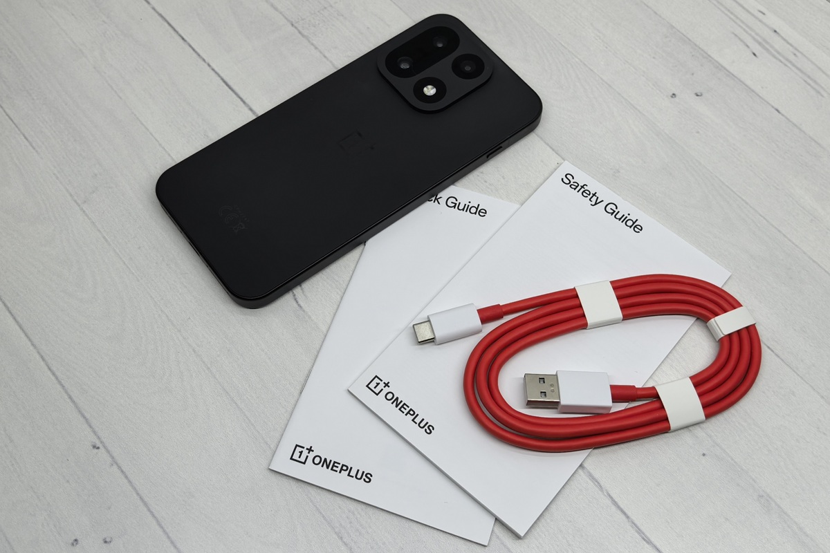 OnePlus 15 OnePlus 15