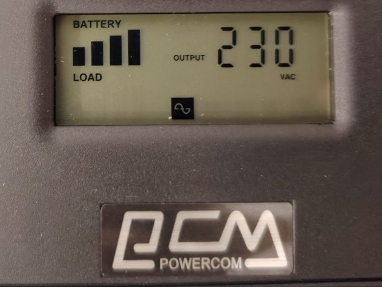 Обзор источника бесперебойного питания Powercom Spider SPD-750U LCD