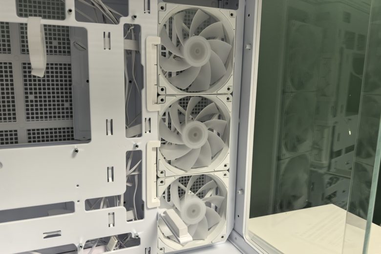 MSI MAG PANO M100R PZ WHITE