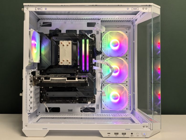 MSI MAG PANO M100R PZ WHITE