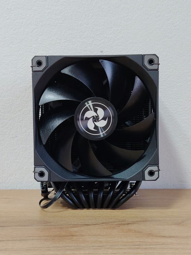 Обзор процессорного кулера 4FAN Cooler4u L815