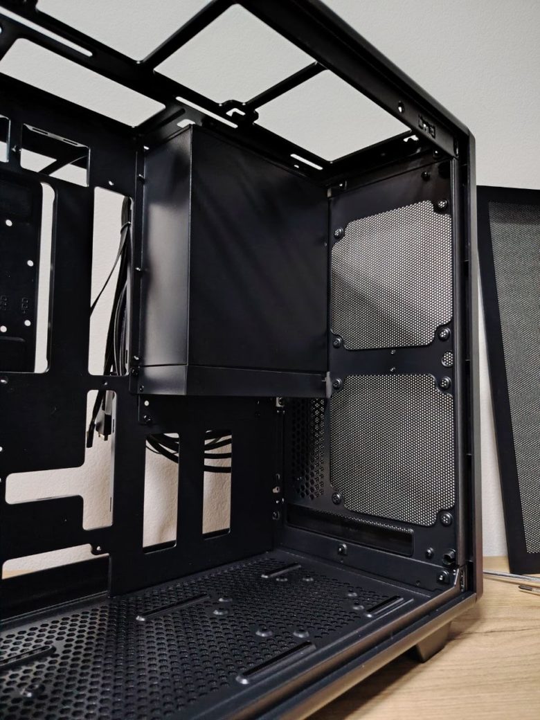 Обзор корпуса 4FAN Magnus