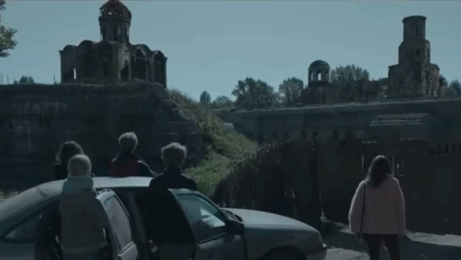 Кадр из сериала Топи