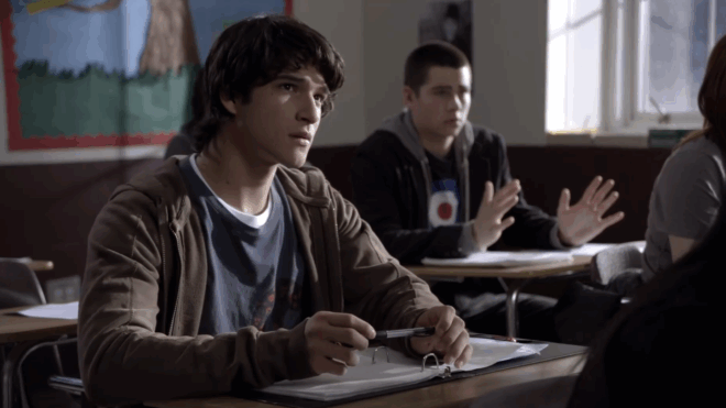 Кадр из сериала Волчонок