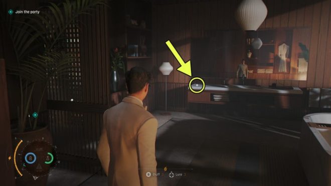A screenshot from 007 First Light, showing the location of the Banner Of Acorns Card.