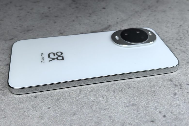 HUAWEI nova 15