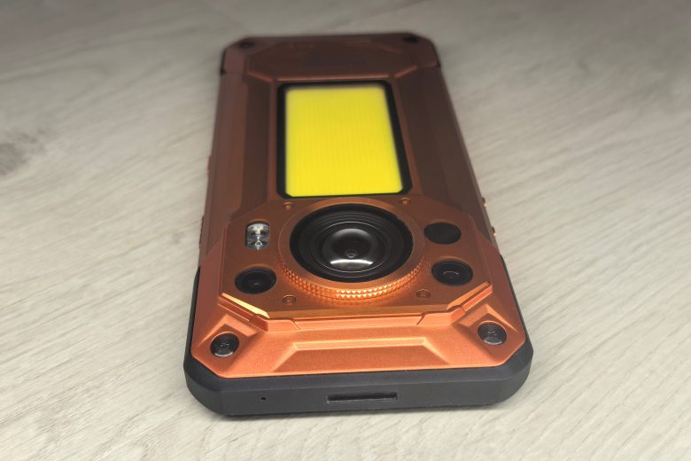 OUKITEL WP500 Ultra
