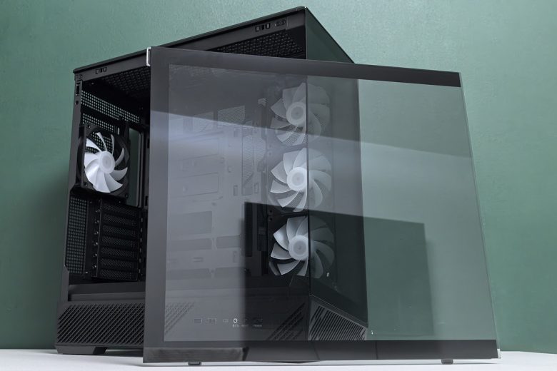 MSI MAG PANO 130R PZ