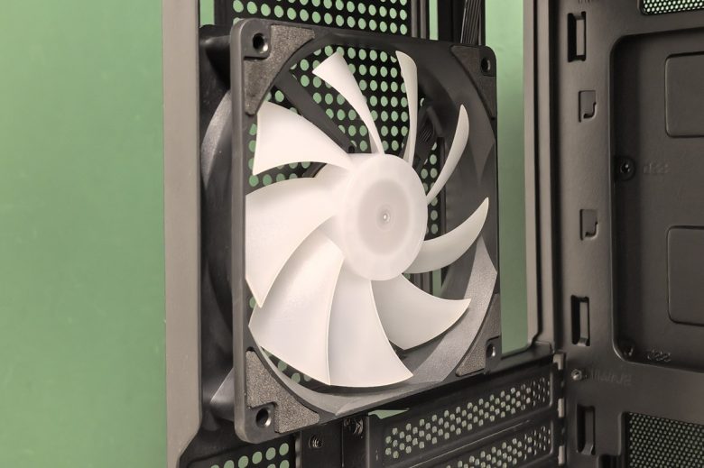 MSI MAG PANO 130R PZ