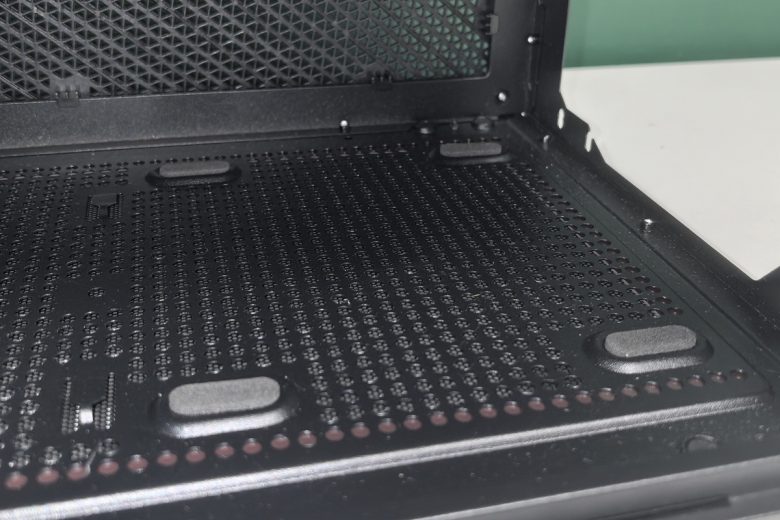 MSI MAG PANO 130R PZ
