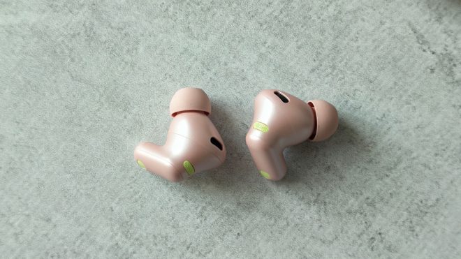 HUAWEI FreeBuds Neo HUAWEI FreeBuds Neo