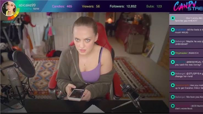 Gamer Girl от Wales Interactive Gamer Girl от Wales Interactive